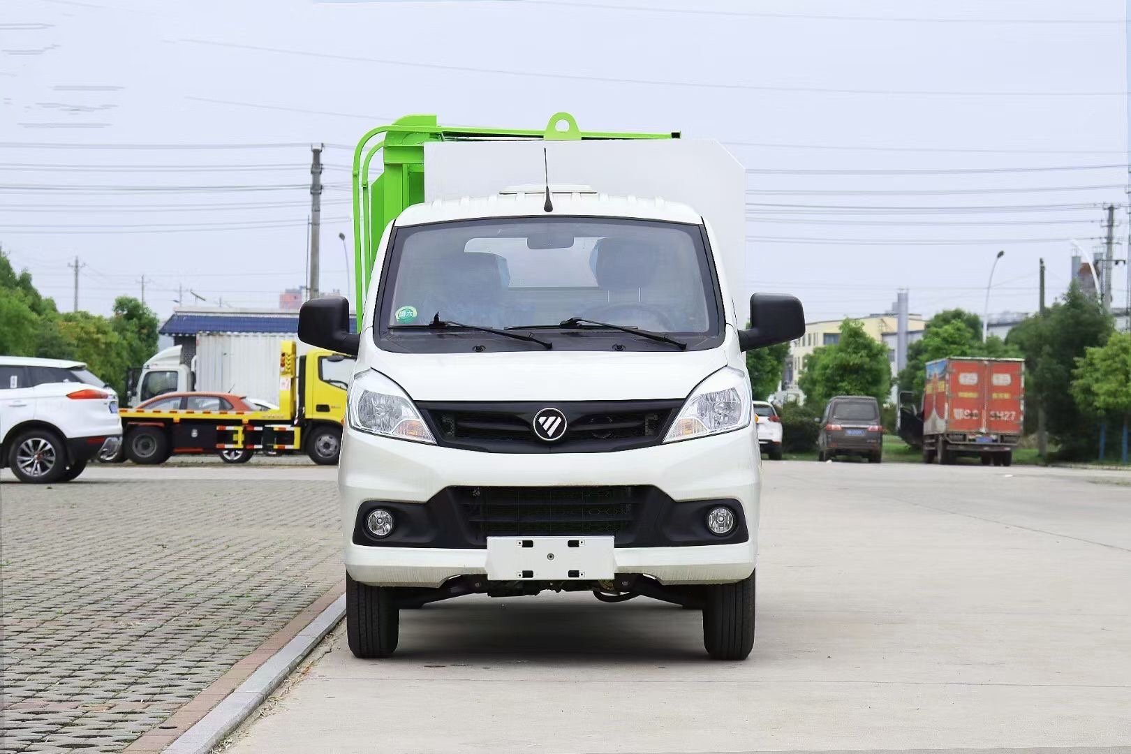程力威牌3立方挂桶垃圾车_福田自装卸垃圾车