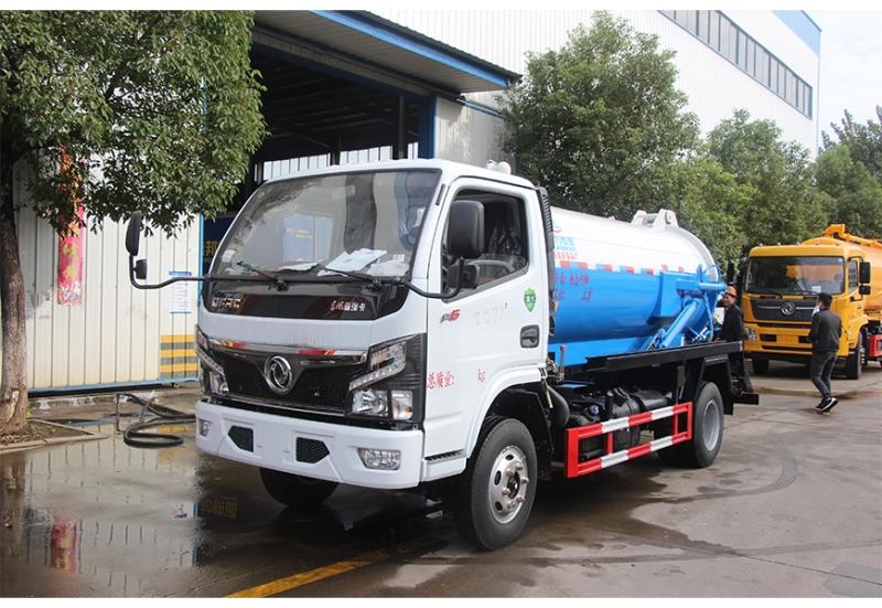程力清洗吸污车_东风多利卡5立方吸污车 程力清洗吸污车_东风多利卡5立方吸污车
