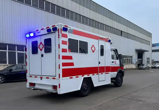 依维柯欧霸四驱越野矿山救护车 依维柯欧霸四驱越野矿山救护车