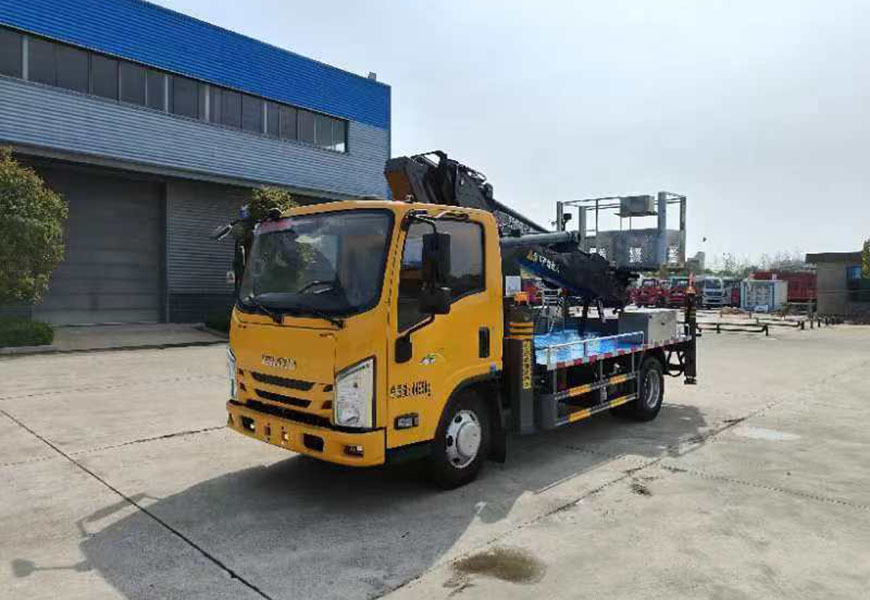 程力牌五十铃31米蓝牌直臂伸缩式高空作业车