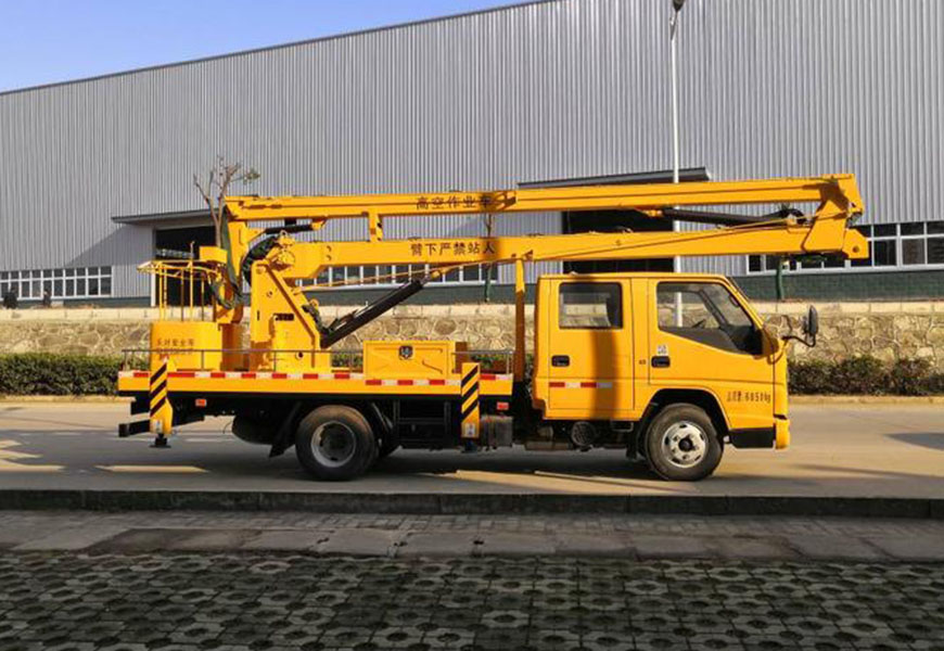 程力威高空作业车_江铃双排座14米16米高空作业车  