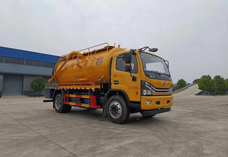 东风重载底盘11.5立方一体罐清洗吸污车 东风重载底盘11.5立方一体罐清洗吸污车