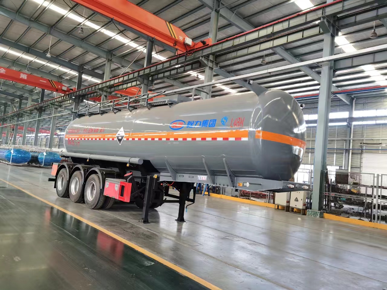 程力牌腐油性物品26立方罐式运输半挂车