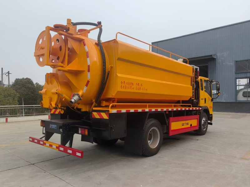 国六重汽豪曼5方清洗吸污车可下地室 国六重汽豪曼5方清洗吸污车可下地室