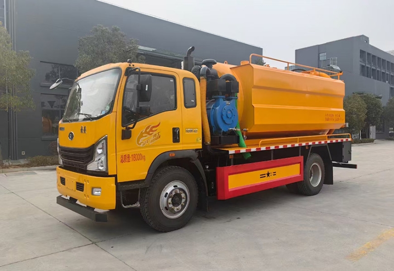 国六重汽豪曼5方清洗吸污车可下地室 国六重汽豪曼5方清洗吸污车可下地室