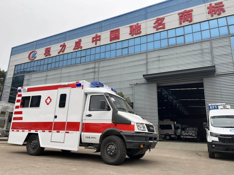 依维柯欧霸四驱越野矿山救护车 依维柯欧霸四驱越野矿山救护车