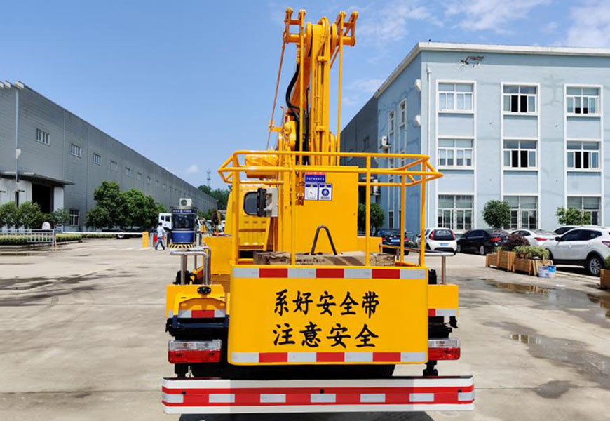 东风14米16米高空作业车_双排座高空作业车