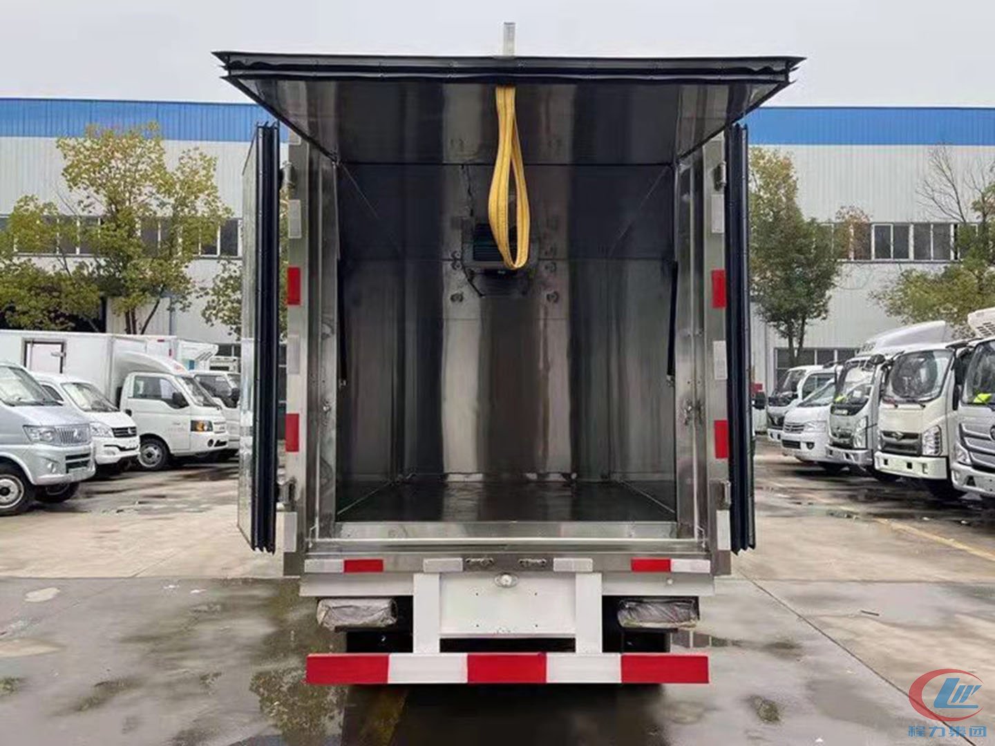 国六跃进医疗物废转运车