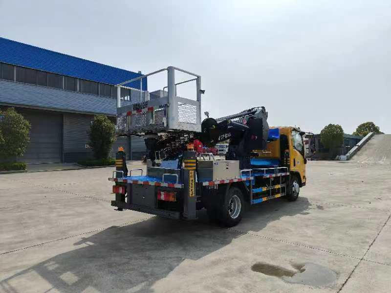 程力牌五十铃31米蓝牌直臂伸缩式高空作业车