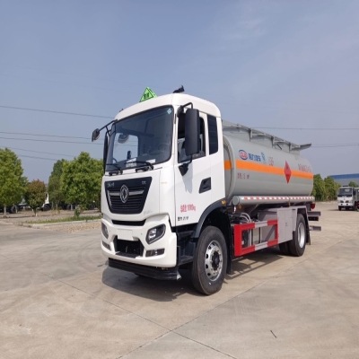 新款东风天锦15方碳钢加油车