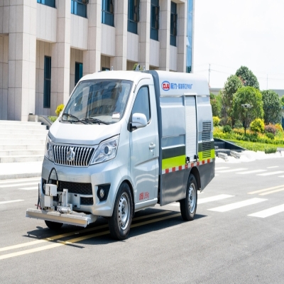 程力威牌CLW5031TYHSC6型路面养护车