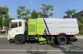 CLW5180TXCD6型吸尘车2311