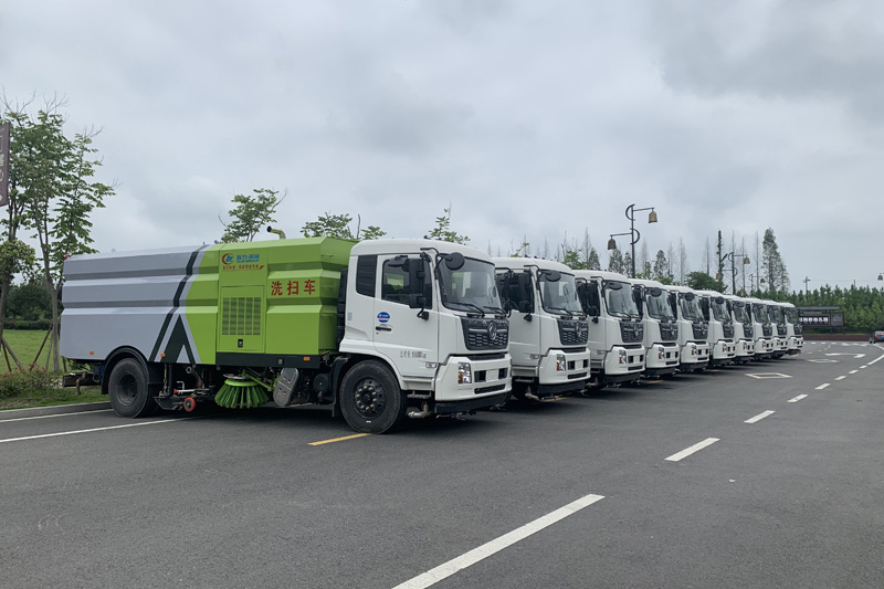 程力国六标准清扫车批量交付，助力环保城市建设