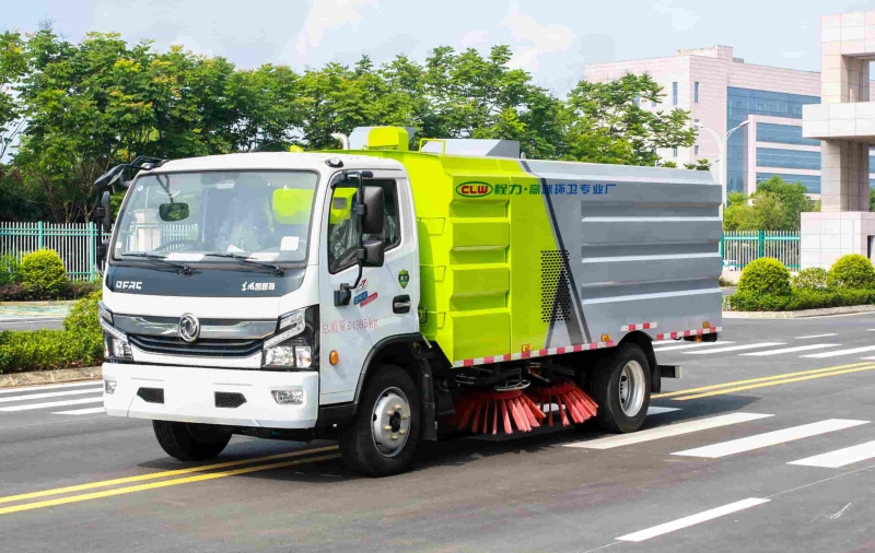 程力清扫车不仅能扫，更能“精打细算”