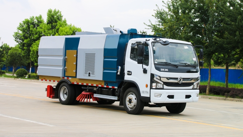 程力工厂定制版道路清扫车 程力工厂定制版道路清扫车