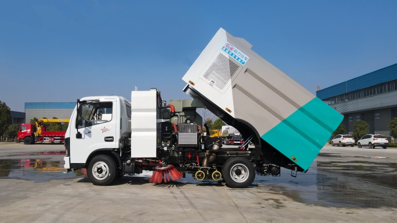 程力高效扫路车的人性化设计细节大揭秘。