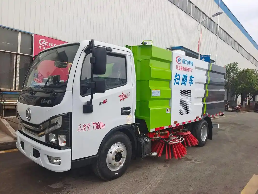 【爆款】程力汽车道路清扫车：智能避障，安全作业！