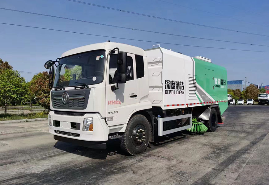 工业厂区清扫，吸盘后置吸尘车才是专业的