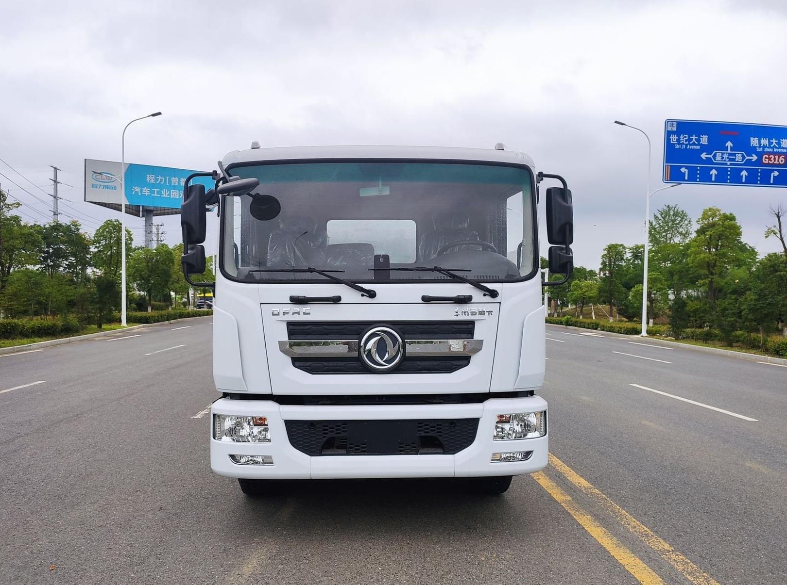 东风多利卡D9油罐车|多利卡12方加油车