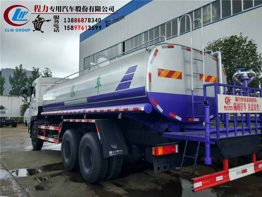 东风天锦洒水车_18吨洒水车