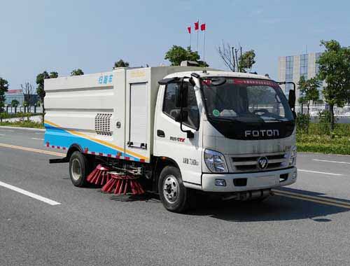 福田奥铃扫路车5吨扫路车