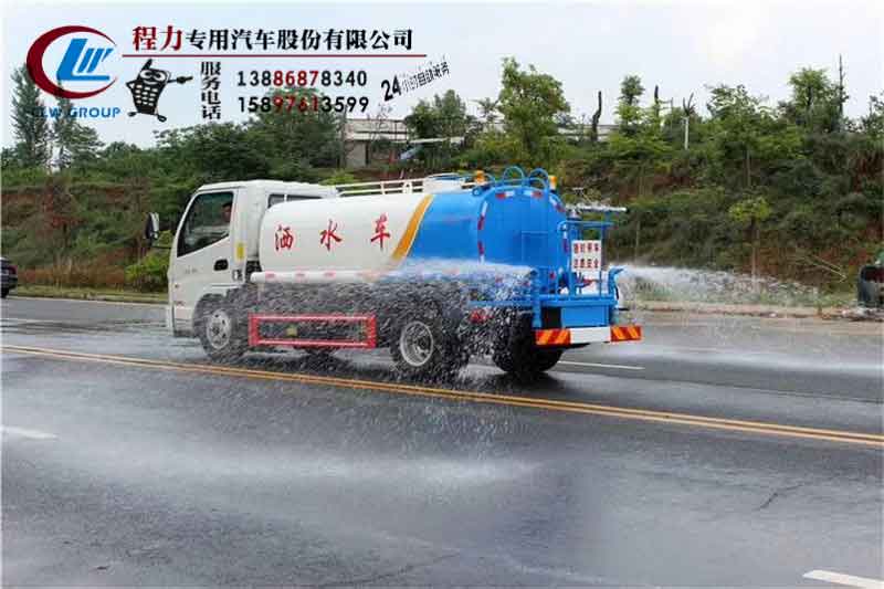 凯马5吨洒水车